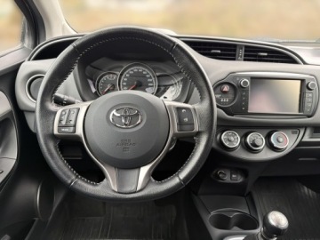 Toyota Yaris III Hatchback 5d Facelifting 1.33 Dual VVT-i 99KM 2016 Toyota Yaris 1.33 Premium MS EU6 III (2011-2019) T, zdjęcie 11