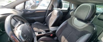 Citroen C4 II Hatchback 5d 1.6 HDi 92KM 2012 Citroen C4 2012r 1.6 HDI. Lekko uszkodzony lewy przod. Jezdzi. 1.6 92KM, zdjęcie 6