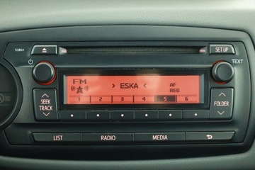 Toyota Yaris III Hatchback 5d Facelifting 1.0 VVT-i 69KM 2015 Toyota Yaris 1.0 VVT-i, Salon Polska, Serwis ASO, zdjęcie 9