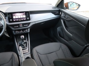 Skoda Kamiq Crossover 1.0 TSI 110KM 2022 Skoda Kamiq 1.0 TSI, Salon Polska, Serwis ASO, zdjęcie 7