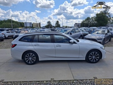 BMW Seria 3 G20-G21 Touring Facelifting 2.0 318d 150KM 2023 BMW Seria 3 318d 2,0 150KM perla klima digital el. klapa alu grz. fot elek, zdjęcie 4