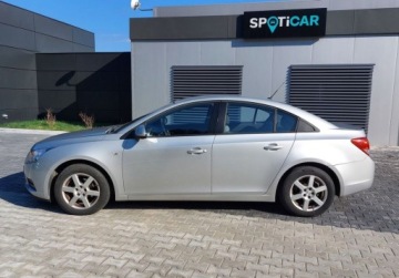 Chevrolet Cruze Sedan 1.6 i 113KM 2010 Chevrolet Cruze 1.6 LPG Nowy Rozrzad 1.6 BenzynaLPG 113KM, zdjęcie 5