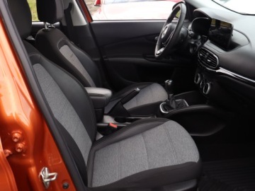 Fiat Tipo II Hatchback Facelifting 1.0 T3 Turbo 100KM 2022 Fiat Tipo 1.0 FireFly, Salon Polska, zdjęcie 8
