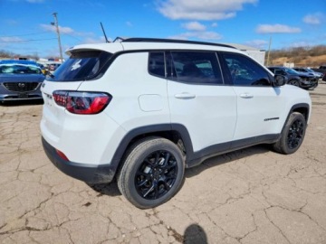 Jeep Compass II 2025 Jeep Compass Latitude 2025 2.0 Benzyna 200KM, zdjęcie 3