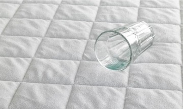 OCHRANIACZ NA MATERAC 120x200 WODOODPORNY PIKOWANY