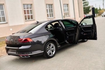Volkswagen Passat B8 Limousine Facelifting 1.5 TSI EVO 150KM 2021 R-LINE__ R-LINE __ R-LINE __, zdjęcie 22