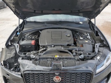 Jaguar F-Pace 2021 Jaguar F-Pace S 2021 2.0l 2.0 Benzyna 247KM, zdjęcie 6