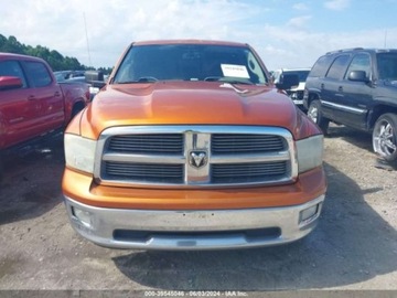 Dodge Ram IV 2010 Dodge RAM 2010 Dodge Ram 1500 2WD Crew Cab 140.5 SLT, zdjęcie 1