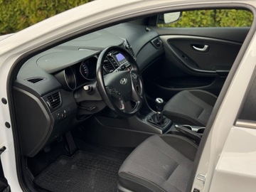 Hyundai i30 II 2016 Hyundai i30 1.4 Benz Bogate wyposazenie 1.4 Benzyna 102KM, zdjęcie 10