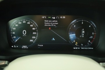 Volvo V60 II  Kombi 2.0 D4 190KM 2019 Volvo V60 Cross Country D4 2.0 AWD, Salon Polska, zdjęcie 7