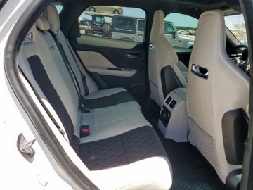 Jaguar F-Pace SVR 5.0 V8 550KM 2020 Jaguar F-Pace SVR 2020 5.0l 5.0 Benzyna 550KM, zdjęcie 11