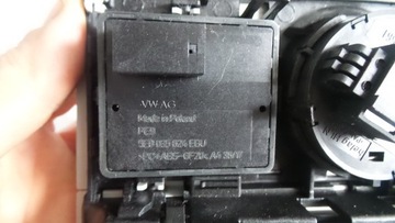 LAMPA INTERIÉR SVĚTLO OCTAVIA III 5E9959561 5Q0