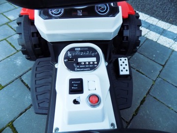 TRAKTOR CIĄGNIK NA AKUMULATOR Z PRZYCZEPĄ MP3 BLUETOOTH