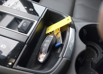 Porsche Macan SUV Facelifting II 2.0  265KM 2023 Porsche Macan 2023r., T, 2L, od ubezpieczalni 2.0 Benzyna 265KM, zdjęcie 8