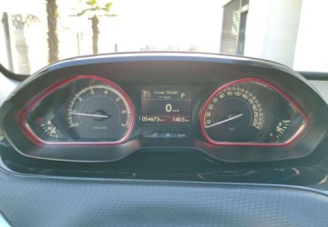 Peugeot 2008 I SUV Facelifting 1.2 PureTech 110KM 2019 Peugeot 2008 Peugeot 2008 PureTech 110 StopampStart EAT6 GT-Line Edition, zdjęcie 27