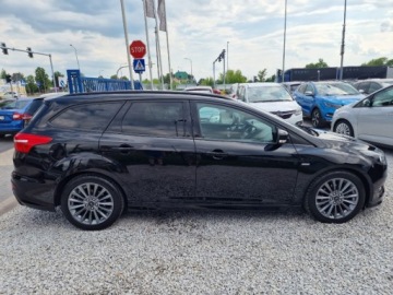 Ford Focus III Kombi Facelifting 1.0 EcoBoost 140KM 2017 Ford Focus ST-LINE 1.0 EcoBoost 140Ps Navi Ksenon Alu Piekny Gwarancja, zdjęcie 34