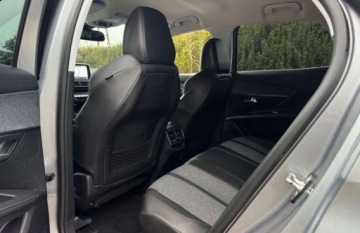 Peugeot 3008 II Crossover 1.5 BlueHDI 130KM 2020 Peugeot 3008 Led Skora Ambiente Kamera LineAssist Pamieci Alu18 Serwis Gwa, zdjęcie 24