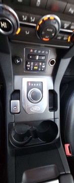 Land Rover Discovery IV 3.0 D 210KM 2013 Land Rover Discovery 7 osobowy Bogata wersja wyposazenia 3.0 Diesel 210KM, zdjęcie 39