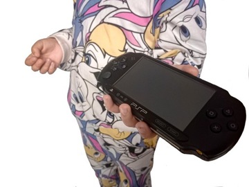 Чехол SONY STREET PL MENU для PSP ИГРОВОЙ НАБОР