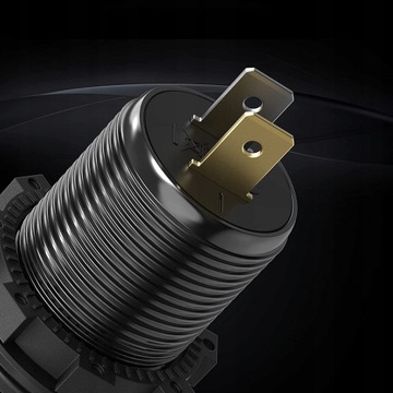 GNIAZDO ŁADOWARKA SAMOCHÓD 3xUSB QC3.0 12V-24V