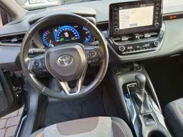 Toyota Corolla XII TS Kombi 1.8 Hybrid 122KM 2021 Toyota Corolla Kombi Trek 2021/22 1.8 Hybryda Salon PL, zdjęcie 16