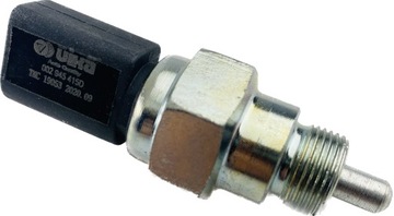 SENZOR SPÍNAČ SVĚTLA ZPĚTNÉHO FABIA I 1.4