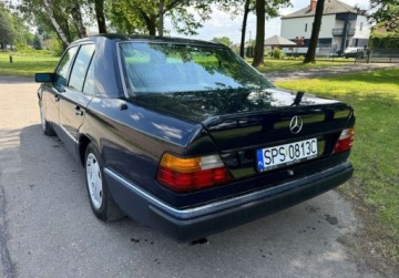 Mercedes W124 Kombi 3.0 D 109KM 1992 Mercedes-Benz W124 (1984-1993) 3.0 Diesel 110KM, zdjęcie 3