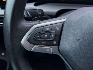 Volkswagen Golf VIII Variant 2.0 TDI 150KM 2022 Volkswagen Golf 2.0TDI 150KM Style DSG SerwisASO Acc Keyless Virtual Led F, zdjęcie 18