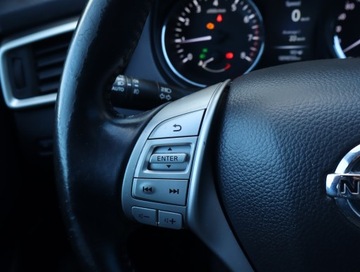 Nissan Qashqai II Crossover 1.2 DIG-T 115KM 2014 Nissan Qashqai 1.2 DIG-T, Salon Polska, zdjęcie 13