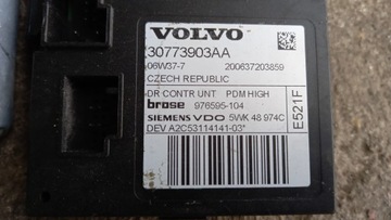 MOTOREK OKNO LEVÝ PŘEDNÍ VOLVO C30 08R