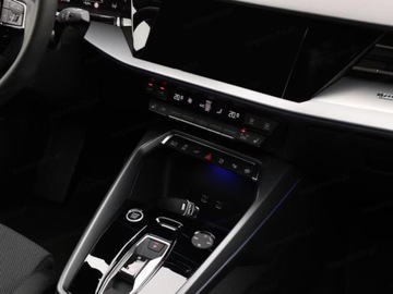 Audi A3 8Y 2025 AUDI A3 45 TFSIe S Line Sportback Hatchback 1.5 (272KM) 2025, zdjęcie 9