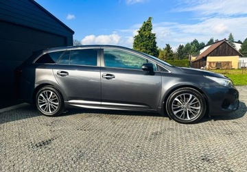 Toyota Avensis III Wagon Facelifting 2015 1.6 D-4D 112KM 2015 Toyota Avensis Bezwypadkowy, KredytowanieLeasing, gw12m gethelp, Serwisowa, zdjęcie 1
