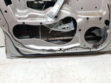 DVEŘE LEVÉ PŘEDNÍ MERCEDES-BENZ C W203 SEDAN