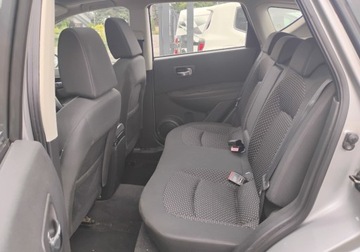 Nissan Qashqai I Crossover 1.6 115KM 2007 Nissan Qashqai 2007r, 1.6 Benzyna. Lekko uszkodzony prawy tyl. Jezdzi., zdjęcie 7