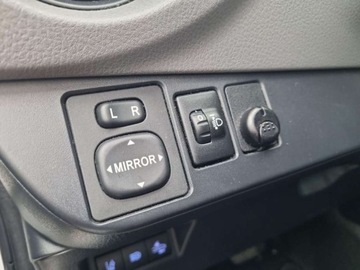 Toyota Yaris III Hatchback 5d Facelifting 2017 1.5 Hybrid 100KM 2020 Toyota Yaris Toyota Yaris, serwisowany w ASO, 1 wlaciciel, VAT 23 1.5, zdjęcie 21