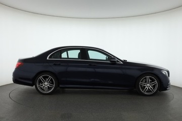 Mercedes Klasa E W213 Limuzyna 2.0 220d 194KM 2016 Mercedes E E 220 d, Salon Polska, Serwis ASO, zdjęcie 5