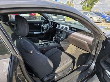 Ford Mustang VI Convertible 2.3 EcoBoost 317KM 2017 Ford Mustang Ford Mustang 2,3 benzyna Automat 2.3 Benzyna 317KM, zdjęcie 11