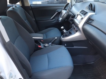 Toyota Verso Minivan Facelifting 1.6 D-4D 112KM 2014 Toyota Verso 1.6 D-4D, Salon Polska, Serwis ASO, zdjęcie 8
