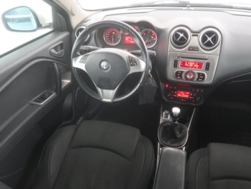 Alfa Romeo MiTo Hatchback 3d 1.6 JTDM 120KM 2008 Alfa Romeo MiTo 1.6 JTDM, Salon Polska, Klima, zdjęcie 6