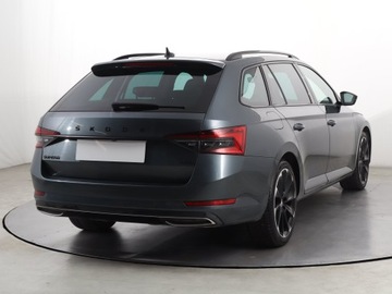 Skoda Superb III Scout 2.0 TDI SCR 200KM 2021 Skoda Superb 2.0 TDI, 197 KM, 4X4, Automat, zdjęcie 4