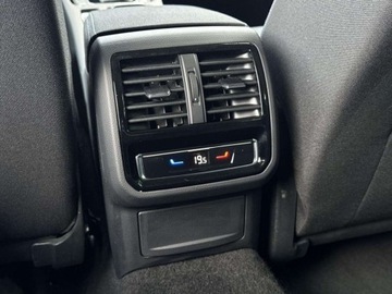 Volkswagen Passat B8 GTE Variant Facelifting 1.4 TSI Plug-In-Hybrid 218KM 2022 Volkswagen Passat LED Matrix kamera nawigacja Head-up Digital cockpit, zdjęcie 34