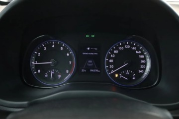 Hyundai Kona I Crossover 1.0 T-GDI 120KM 2018 Hyundai Kona 1.0 T-GDI, Salon Polska, Klima, zdjęcie 10