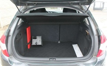 Citroen C4 II Hatchback 5d 1.6 HDi 92KM 2014 Citroen C4 1.6 Diesel 92KM, zdjęcie 11