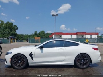 BMW 2022 BMW M8 2022r, M8, 4.4L, 4x4 4.4 Benzyna 617KM, zdjęcie 5