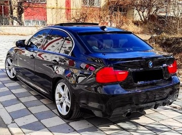 Накладки на пороги BMW E90 E91 E92 Black Piano Боковые накладки на пороги