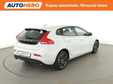 Volvo V40 II Hatchback Facelifting 2.0 D2 120KM 2018 Volvo V40 automat niski przebieg navi PDC tempomat, zdjęcie 6