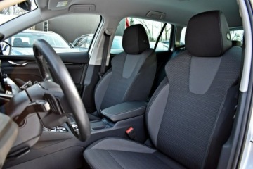 Skoda Octavia IV Kombi 2.0 TDI 150KM 2023 Škoda Octavia Skoda Octavia Bezwypadkowy / Salon, zdjęcie 10