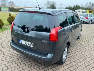Peugeot 5008 I Minivan 1.6 HDi FAP 115KM 2013 Peugeot 5008 Style 1.6hdi 115KM 7-osob Sprawdz 1.6 Diesel 115KM, zdjęcie 15