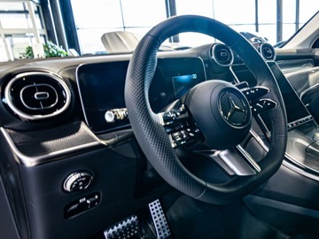 Mercedes GLC C254/X254 Coupe 2.0 200 204KM 2025 MERCEDES-BENZ GLC 200 4-Matic AMG Line 2.0 (204KM) 2025, zdjęcie 4