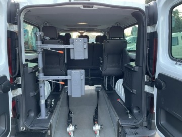 Opel Vivaro B Kombi Extra Long H1 2,9t 1.6 BiTurbo 125KM 2018 Opel Vivaro niepełnosprawnych rampa inwalida, zdjęcie 13